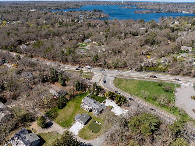 6 Scottsdale Road, Centerville, MA 02632