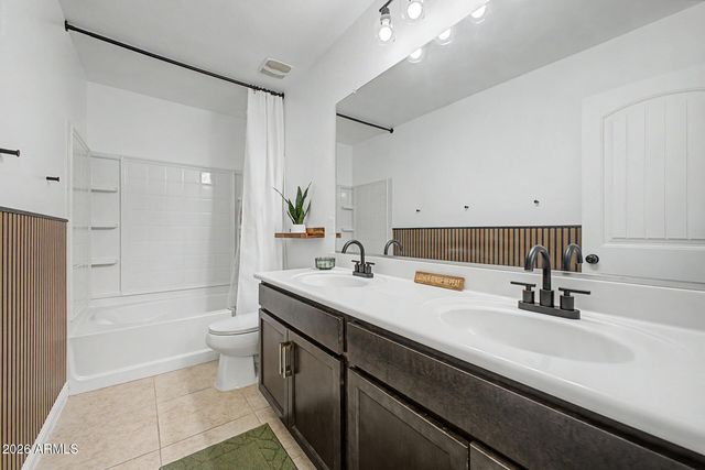 2389 N RILEY Road, Buckeye, AZ 85396
