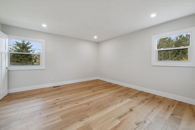 17018 WHITE HAVEN Drive, Northville Twp, MI 48168