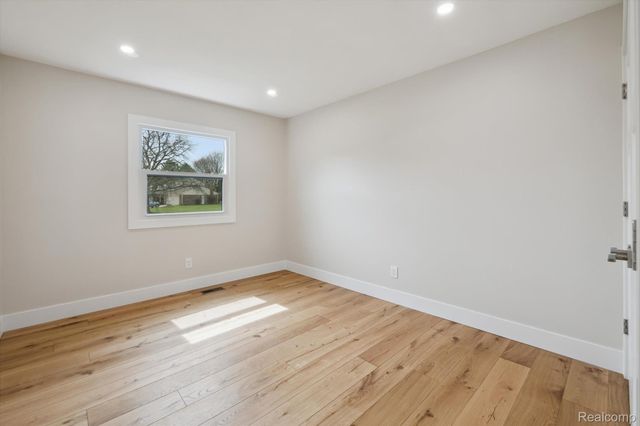 17018 WHITE HAVEN Drive, Northville Twp, MI 48168