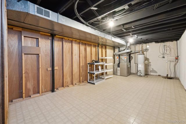 17018 WHITE HAVEN Drive, Northville Twp, MI 48168