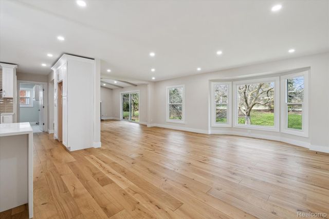 17018 WHITE HAVEN Drive, Northville Twp, MI 48168