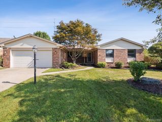 17018 WHITE HAVEN Drive, Northville Twp, MI 48168