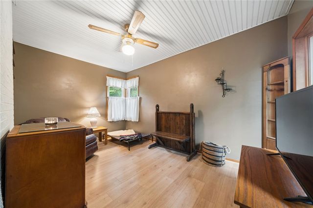 339 Good St, Jeannette, PA 15644