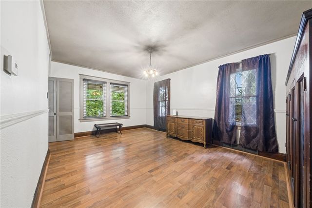 339 Good St, Jeannette, PA 15644