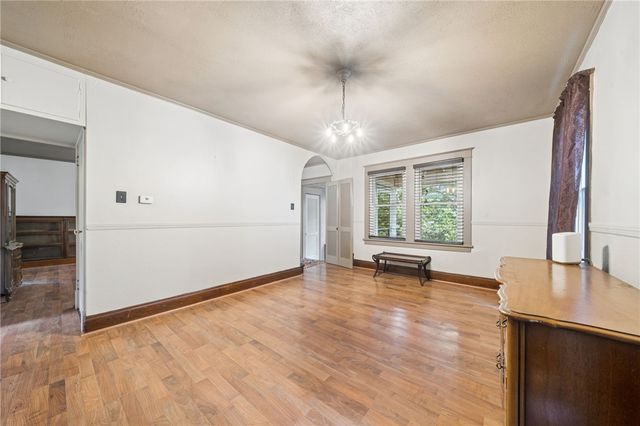 339 Good St, Jeannette, PA 15644