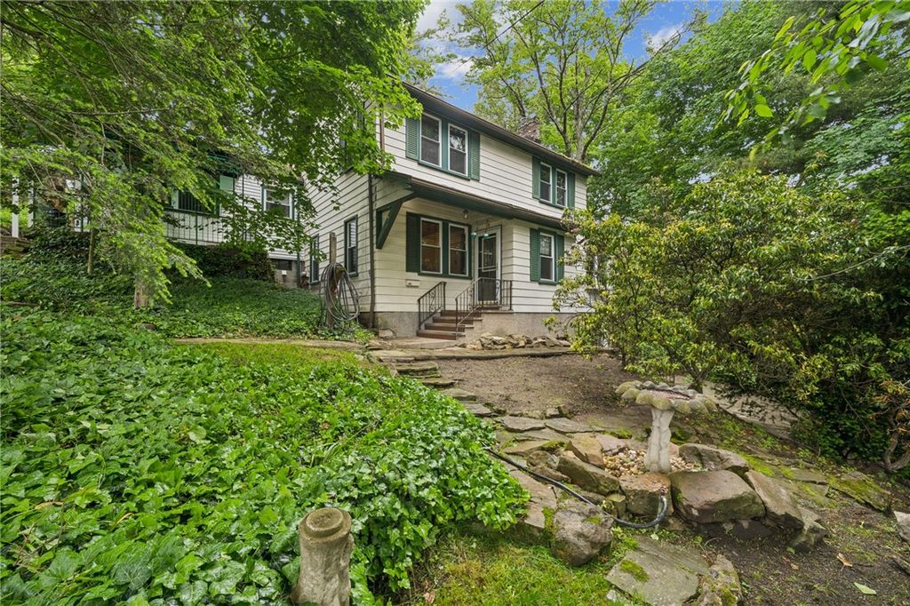 339 Good St, Jeannette, PA 15644