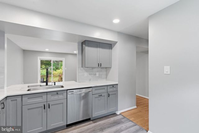 11807 SUMMER OAK DR, Germantown, MD 20874