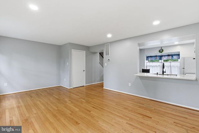 11807 SUMMER OAK DR, Germantown, MD 20874