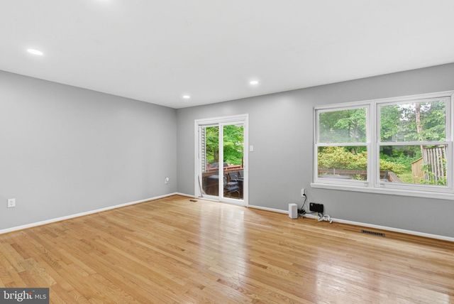 11807 SUMMER OAK DR, Germantown, MD 20874