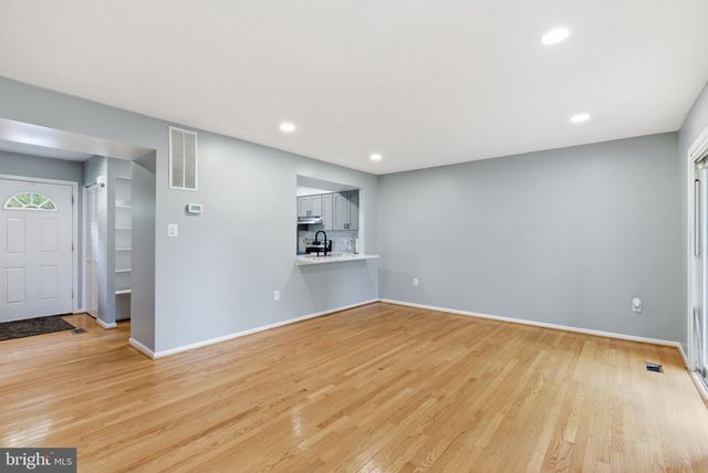 11807 SUMMER OAK DR, Germantown, MD 20874