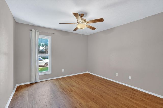 5932 Sandhurst Lane 114, Dallas, TX 75206