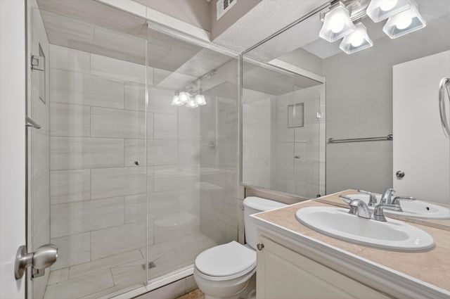 5932 Sandhurst Lane 114, Dallas, TX 75206