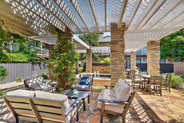 5932 Sandhurst Lane 114, Dallas, TX 75206