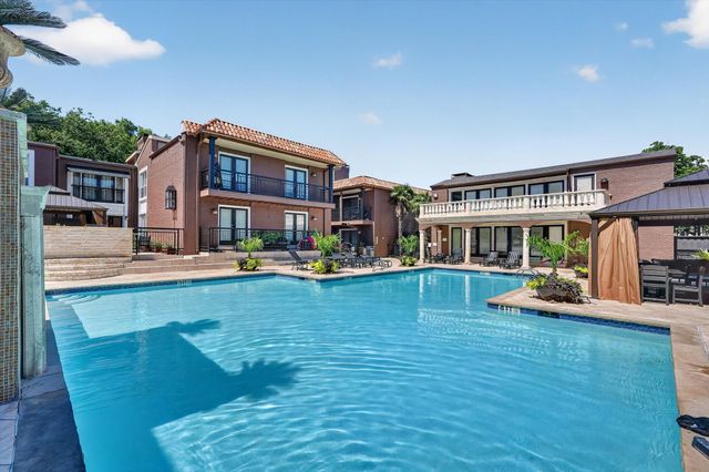 5932 Sandhurst Lane 114, Dallas, TX 75206