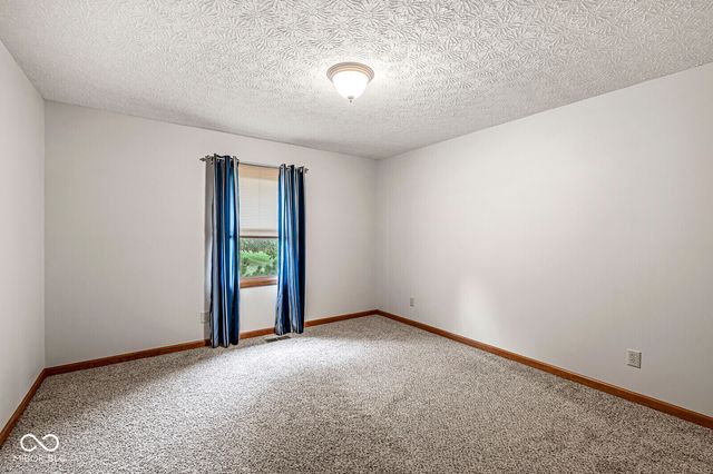 267 Poplar Grove Drive, Avon, IN 46123