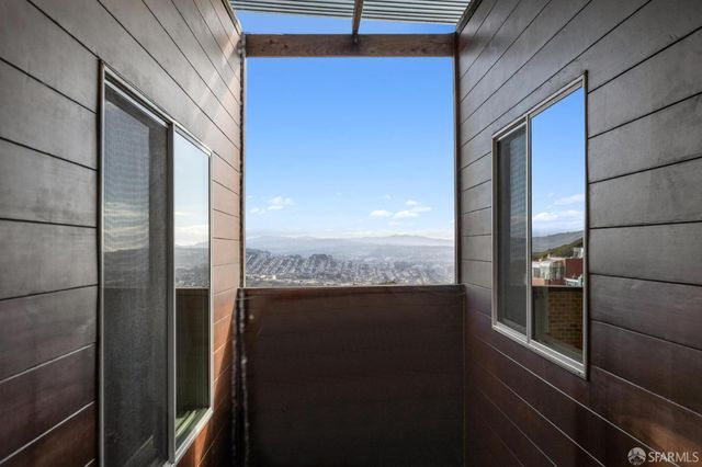 2123 Funston Avenue, San Francisco, CA 94116