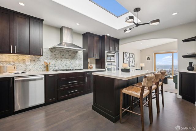 2123 Funston Avenue, San Francisco, CA 94116