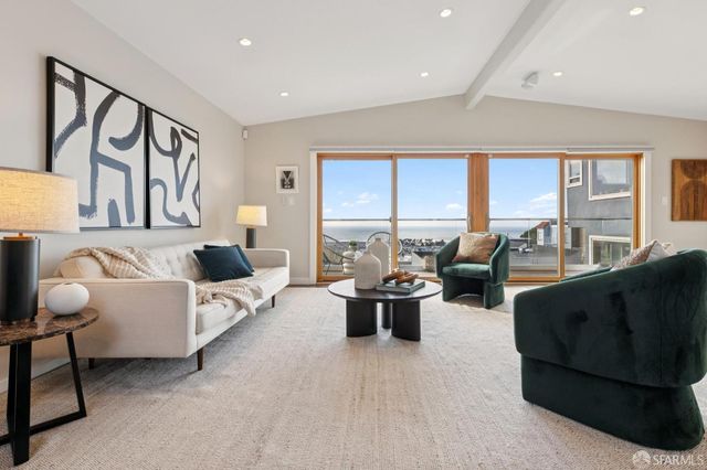 2123 Funston Avenue, San Francisco, CA 94116