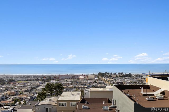2123 Funston Avenue, San Francisco, CA 94116