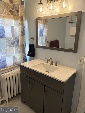 405 HILLCREST AVE, Wilmington, DE 19809