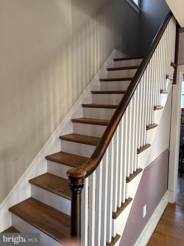 405 HILLCREST AVE, Wilmington, DE 19809