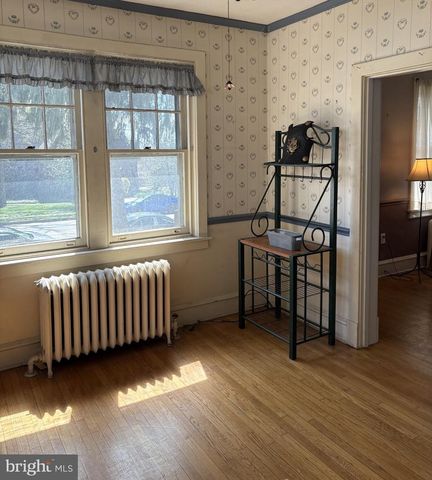 405 HILLCREST AVE, Wilmington, DE 19809