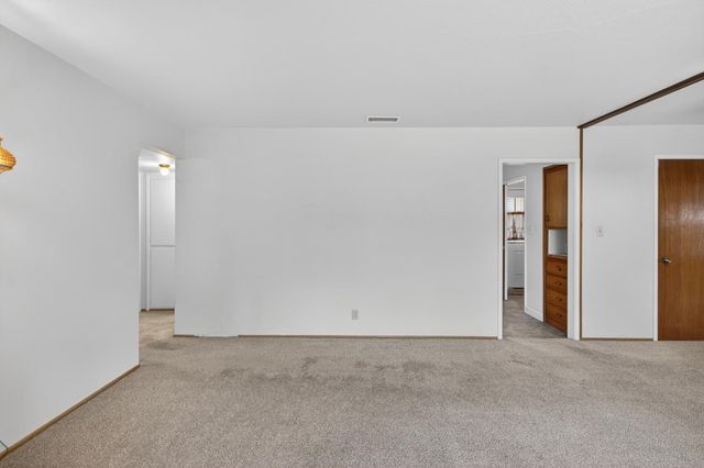 153 Globe Ave, Sacramento, CA 95815