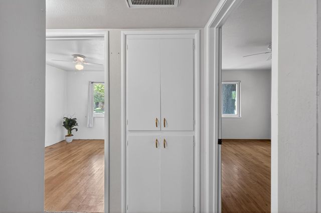 153 Globe Ave, Sacramento, CA 95815