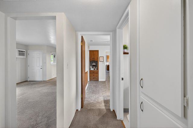 153 Globe Ave, Sacramento, CA 95815