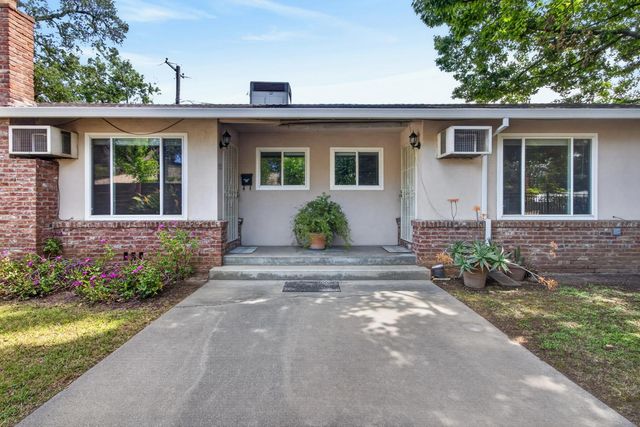 153 Globe Ave, Sacramento, CA 95815