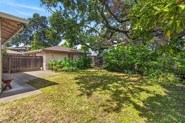 153 Globe Ave, Sacramento, CA 95815