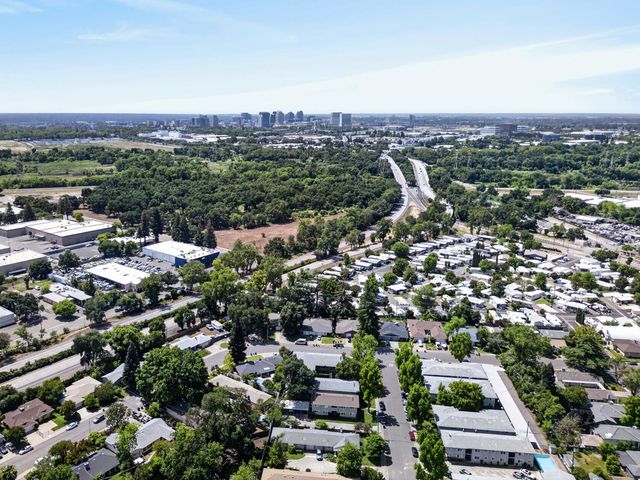 153 Globe Ave, Sacramento, CA 95815