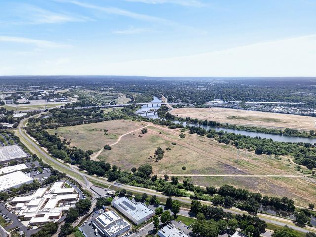 153 Globe Ave, Sacramento, CA 95815