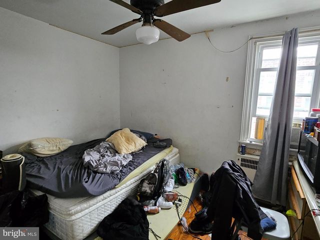 3128 GUILFORD ST, Philadelphia, PA 19152