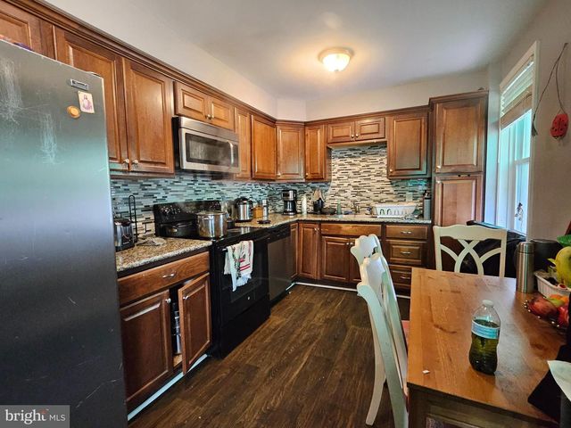 3128 GUILFORD ST, Philadelphia, PA 19152