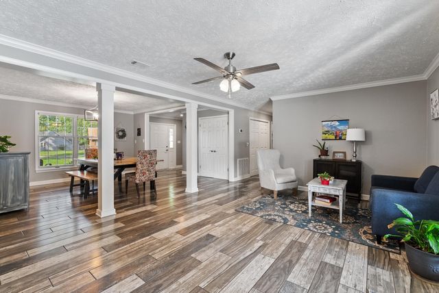 7 River Oaks Boulevard, Searcy, AR 72143