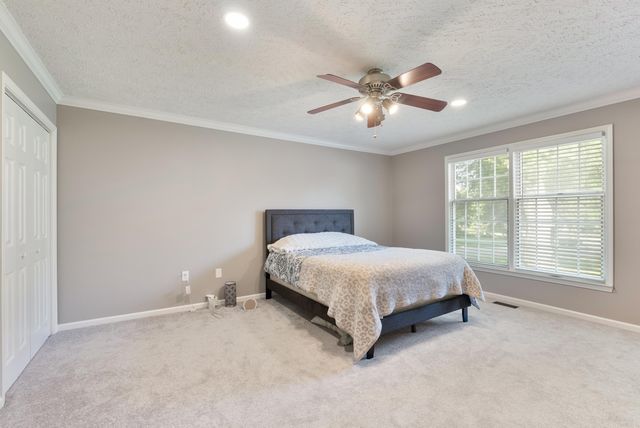 7 River Oaks Boulevard, Searcy, AR 72143