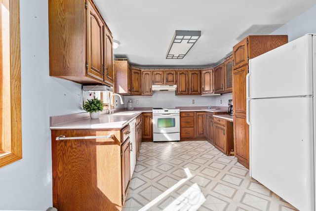 W4324 STATE ROAD 67, Campbellsport, WI 53010