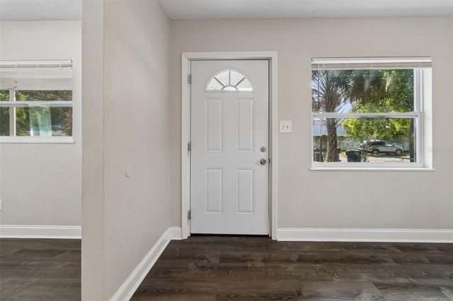 6710 N HARER STREET, Tampa, FL 33604