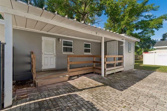 6710 N HARER STREET, Tampa, FL 33604