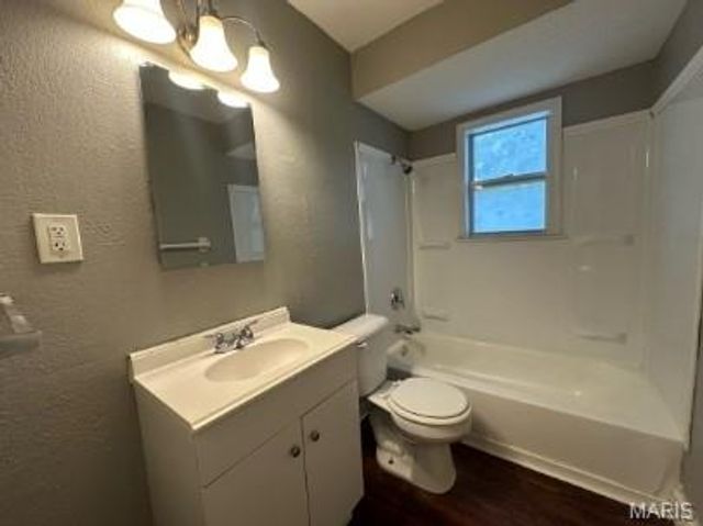 627 Ferguson Avenue, Ferguson, MO 63135