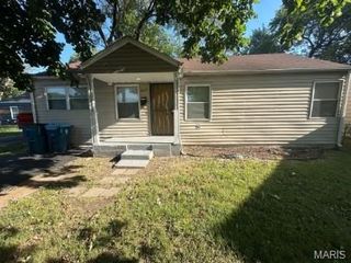 627 Ferguson Avenue, Ferguson, MO 63135