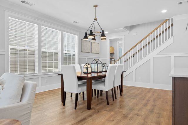 1043 Braidwood Ln, Franklin, TN 37064