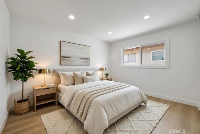 1784 E Commonwealth, Fullerton, CA 92831