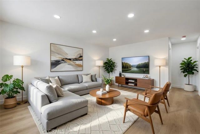 1784 E Commonwealth, Fullerton, CA 92831