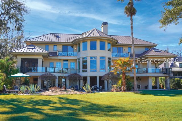 18 Belmont Dr, Bluffton, SC 29910