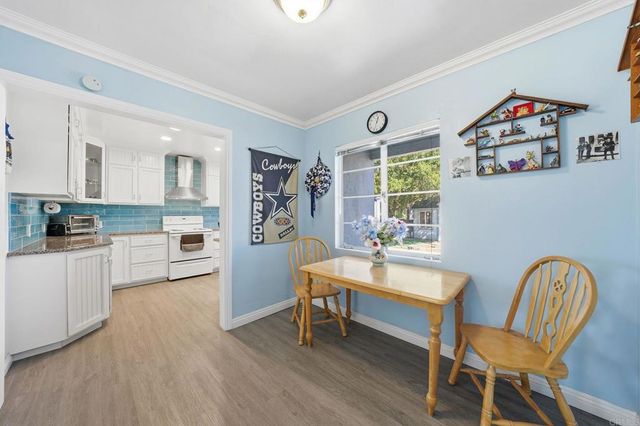 1400 S Juniper Street, Escondido, CA 92025