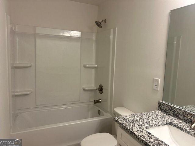 3853 Billabong Trail 113, Gainesville, GA 30506