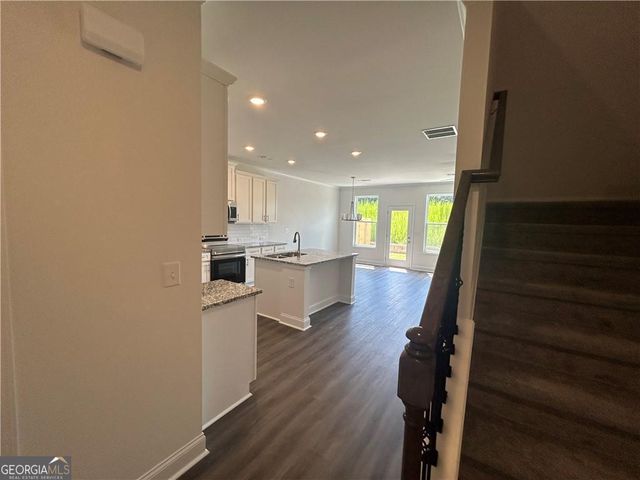 3853 Billabong Trail 113, Gainesville, GA 30506